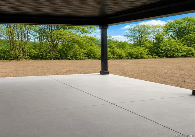 2nd image of 4930 Daisy Ln, Almont, MI 48003 | MLS# 60995983
