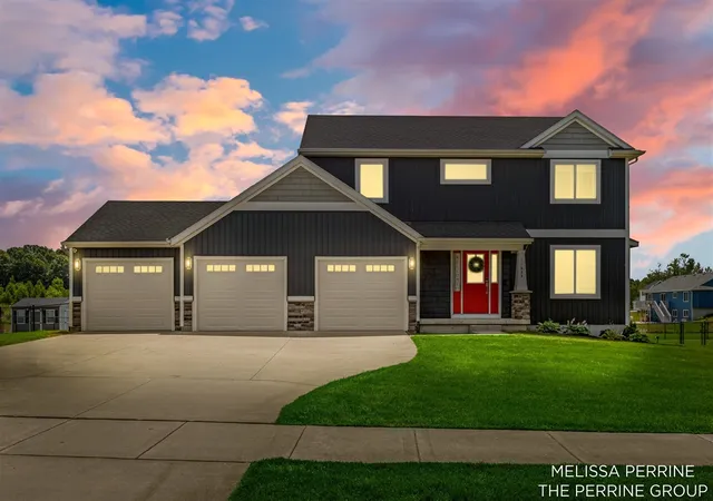 Homes for sale in Sparta, MI | 11684 Ridge Water Dr, Sparta, MI 49345 | MLS# 70544672