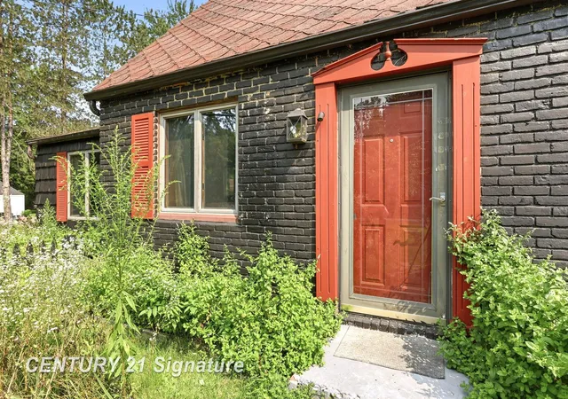 5th image of 3865 King Rd, Saginaw, MI 48601 | MLS# 50218654