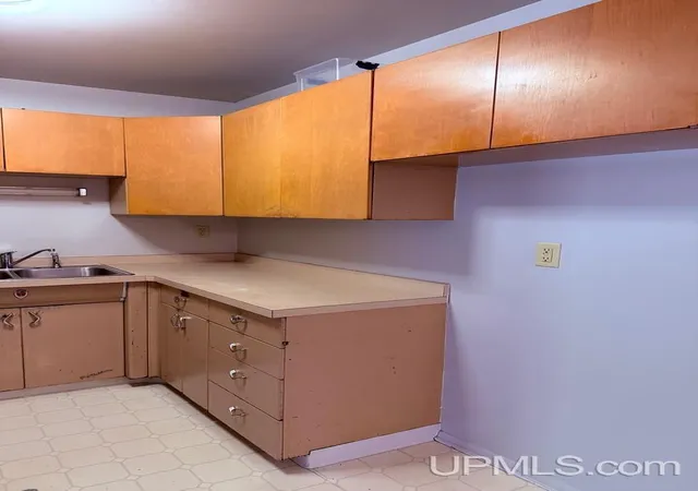 Photo 2 of Single family home for sale at 1300 Kimber Ave, Marquette, MI 49855 | MLS# 50212603 | Listing updated on 2026-08-28