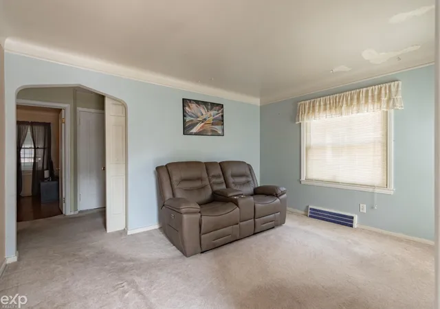 Photo 3 of Sale Pending at 17175 Stahelin Ave, Detroit, MI 48219 | MLS# 50219632 | Listing updated on 2026-09-11