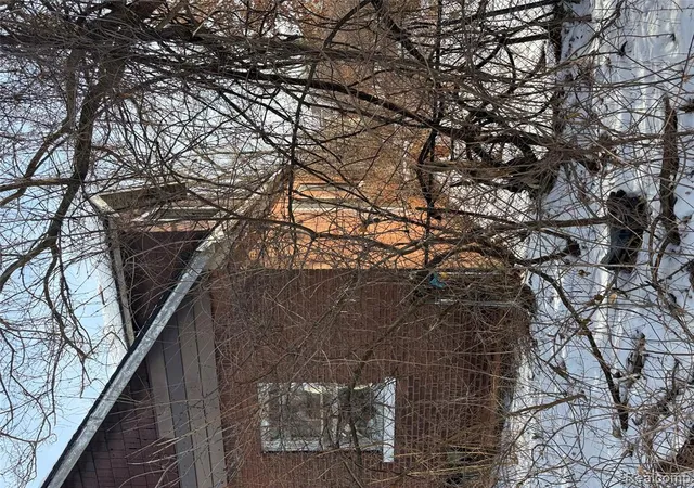 3rd image of 8611 Chalfonte St, Detroit, MI 48238 | MLS# 60960449
