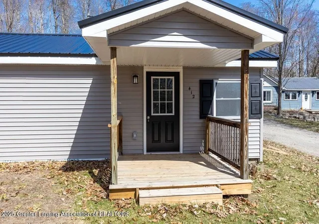 Homes for sale in Farwell, MI | 412 N Scott Dr, Farwell, MI 48622 | MLS# 50187705