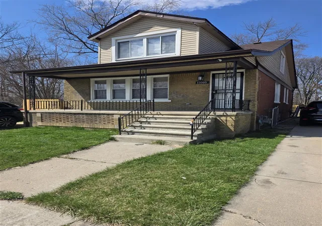 Photo 3 of Sale Pending at 13395 Hampshire St, Detroit, MI 48213 | MLS# 70549953 | Listing updated on 2026-09-07