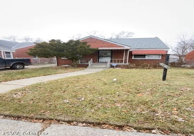 2nd image of 19219 Dean St, Detroit, MI 48234 | MLS# 60967319