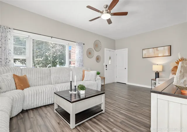 Photo 3 of Single family home for sale at 1042 Patton Ave, Grand Rapids, MI 49504 | MLS# 70552231 | Listing updated on 2026-10-04