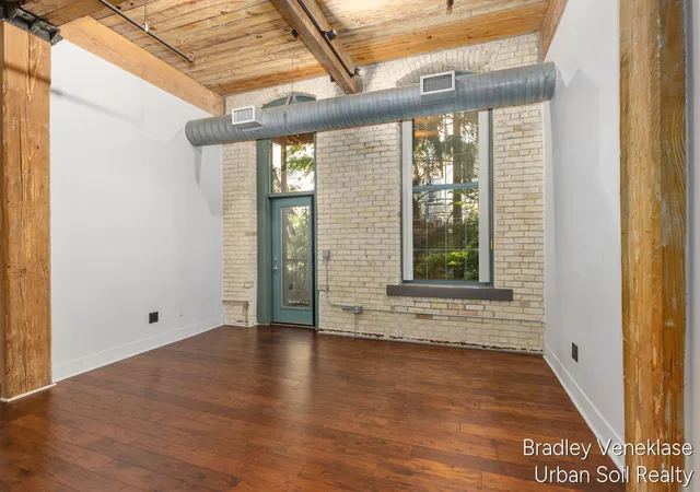 Homes for sale in Grand Rapids, MI | 940 Monroe Ave #Suite 107, Grand Rapids, MI 49503 | MLS# 70538577