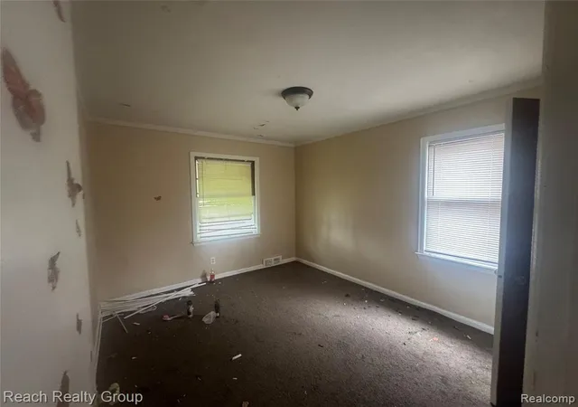 8th image of 11851 Lakepointe St, Detroit, MI 48224 1103 | MLS# 60989072