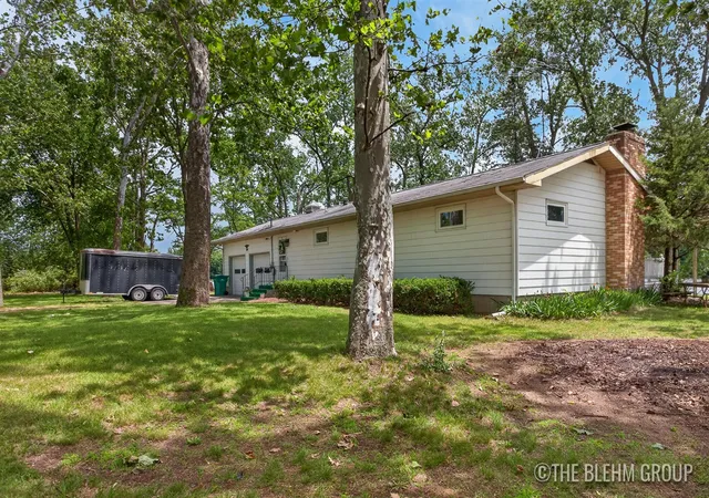 Homes for sale in Constantine, MI | 15121 Roberts Shore Dr, Constantine, MI 49042 | MLS# 70539864