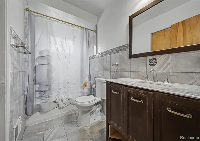 Photo 37 of Single family home for sale at 27355 Clairview Dr, Dearborn Heights, MI 48127 | MLS# 61016478 | Listing updated on 2026-08-29