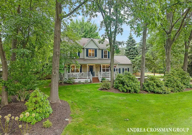 Homes for sale in Grand Haven, MI | 15213 Meadowwood Dr, Grand Haven, MI 49417 | MLS# 70540016