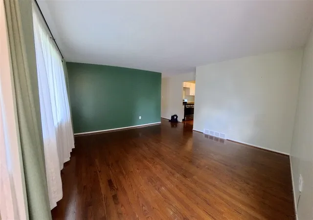 Homes for sale in Oak Park, MI | 23270 Meadowlark St, Oak Park, MI 48237 | MLS# 70544170