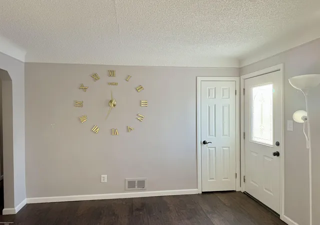 Photo 4 of Single family home for sale at 25304 Culver St, Saint Clair Shores, MI 48081 | MLS# 50210487 | Listing updated on 2026-09-22