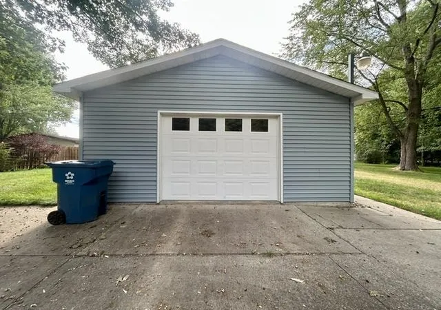 Photo 3 of Single family home for sale at 645 Peace Hvn St, Gladwin, MI 48624 | MLS# 50219015 | Listing updated on 2026-09-12