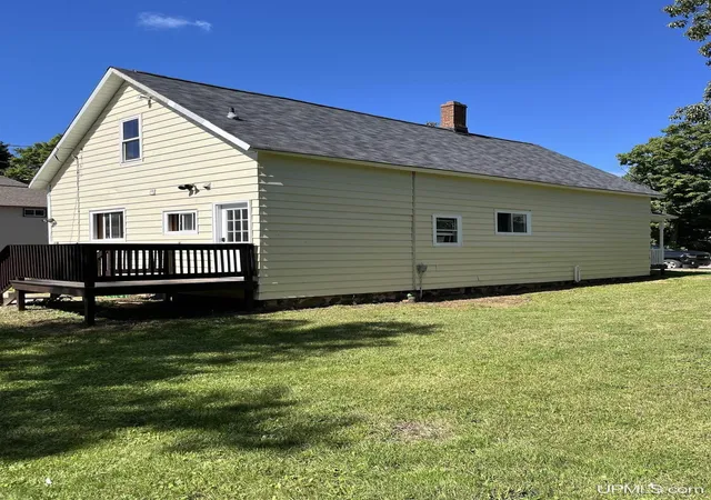 Photo 4 of Single family home for sale at 702 Wabash St, Ishpeming, MI 49849 | MLS# 50208845 | Listing updated on 2026-05-29