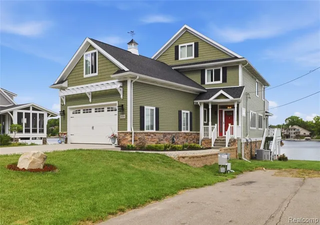 3rd image of 16289 Whitehead Dr, Linden, MI 48451 8774 | MLS# 61003108