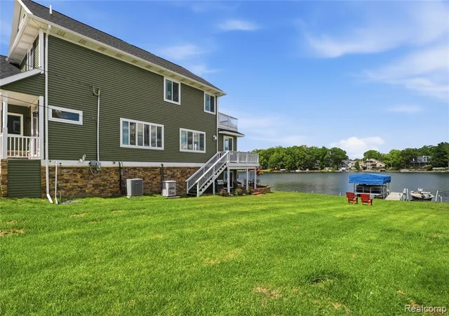 4th image of 16289 Whitehead Dr, Linden, MI 48451 8774 | MLS# 61003108