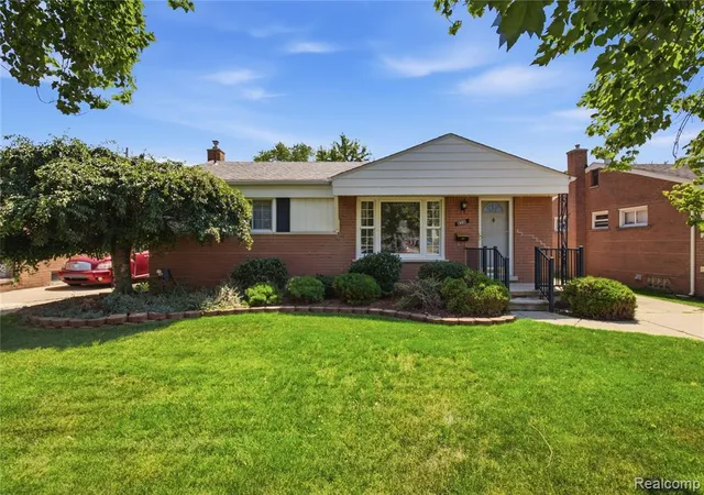 2nd image of 8516 Perrin Ave, Westland, MI 48185 1657 | MLS# 61007862