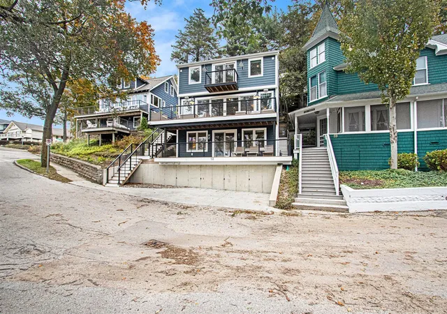 2nd image of 58 Poplar Rdg, Grand Haven, MI 49417 | MLS# 70501884