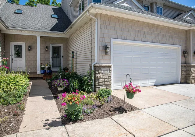 Homes for sale in Ann Arbor, MI | 2052 Liberty Hts, Ann Arbor, MI 48103 | MLS# 70540197