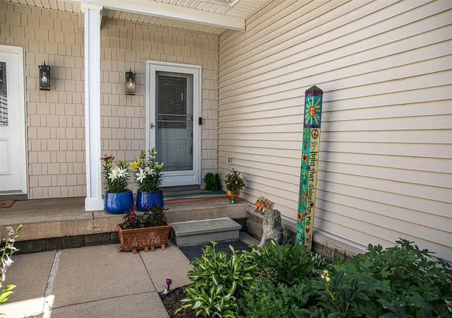 Homes for sale in Ann Arbor, MI | 2052 Liberty Hts, Ann Arbor, MI 48103 | MLS# 70540197