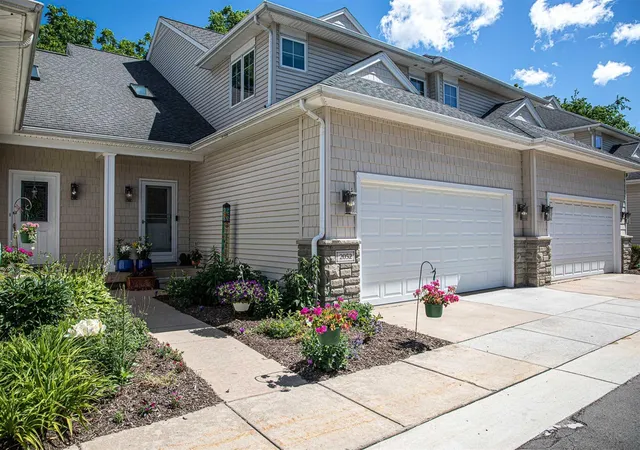 Homes for sale in Ann Arbor, MI | 2052 Liberty Hts, Ann Arbor, MI 48103 | MLS# 70540197