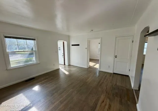 Photo 3 of Single family home for sale at 22485 Le Fever Ave, Warren, MI 48091 | MLS# 50220092 | Listing updated on 2026-09-18