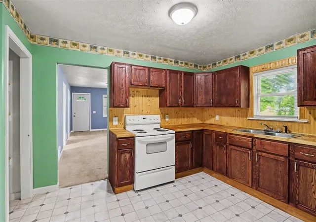 Homes for sale in Springfield, MI | 30 Avenue B, Springfield, MI 49037 | MLS# 70533813