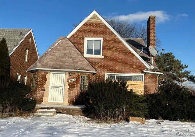 1st image of 4600 Lakewood St, Detroit, MI 48215 | MLS# 60282821