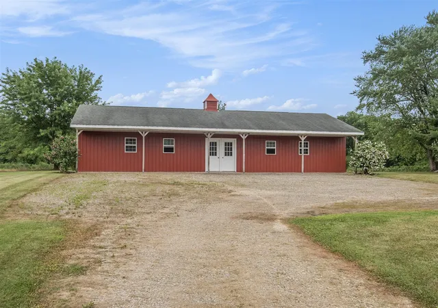 1st image of 62099 M 43, Bangor, MI 49013 | MLS# 70482742