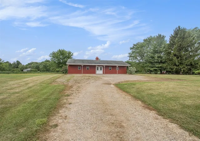 2nd image of 62099 M 43, Bangor, MI 49013 | MLS# 70482742