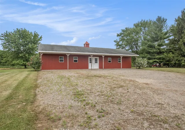 4th image of 62099 M-43, Bangor, MI 49013 | MLS# 70482742