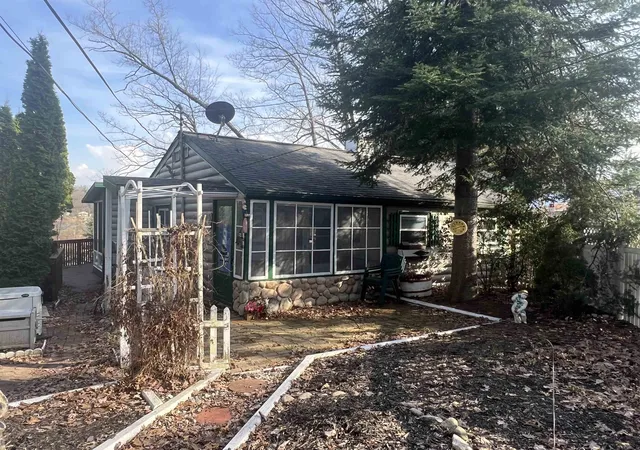 5th image of 2730 Ridge Rd, Harrison, MI 48625 | MLS# 50205298