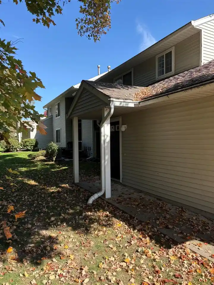 Condo for sale at 181 Hunters Ln #45, Rockford, MI 49341 | MLS# 70564378