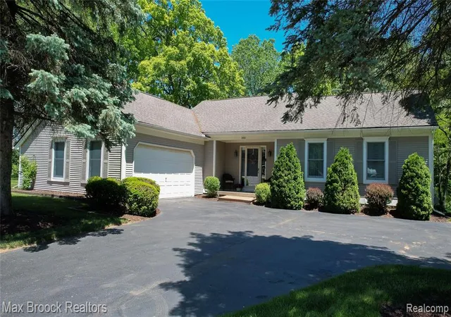 Homes for sale in Clarkston, MI | 5466 Taylor Ln, Clarkston, MI 48346 | MLS# 61002274