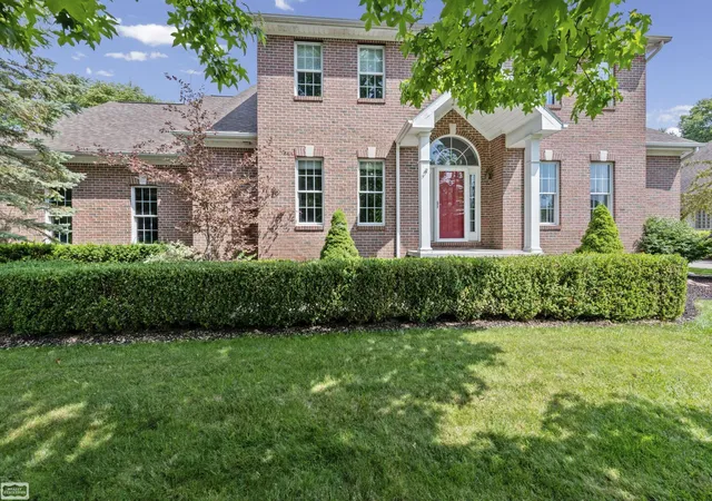3rd image of 3276 Shorewood Ave, Fort Gratiot, MI 48060 | MLS# 50219519