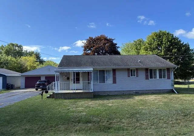 Photo 1 of Sale Pending at 1026 Washington Dr, Flint, MI 48507 | MLS# 50219608 | Listing updated on 2026-08-28