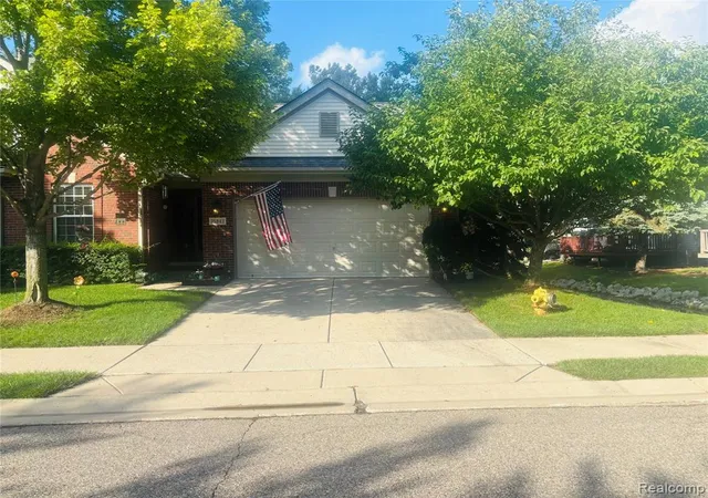 1st image of 25843 Ashby Dr, Harrison Township, MI 48045 | MLS# 61019861