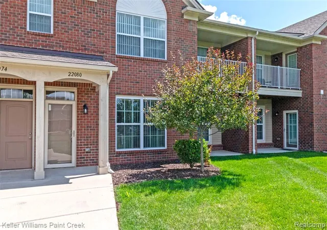 3rd image of 22080 Andover Dr #94, Macomb, MI 48042 | MLS# 61017923