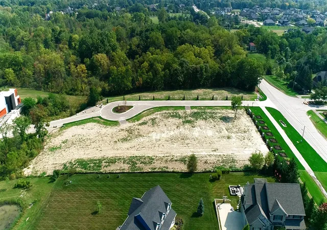 5th image of 19257 Maybury Meadow Ct, Northville, MI 48167 | MLS# 70512689