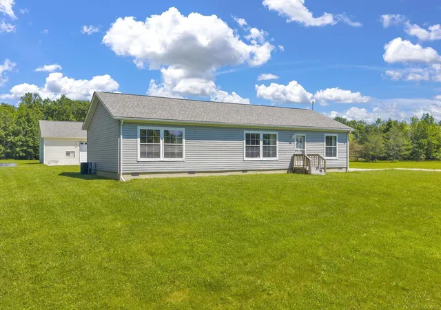 Homes for sale in Lexington, MI | 6995 Aitken Rd, Lexington, MI 48450 | MLS# 50212974