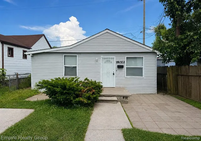 Homes for sale in Melvindale, MI | 18022 Henry St, Melvindale, MI 48122 | MLS# 61001530