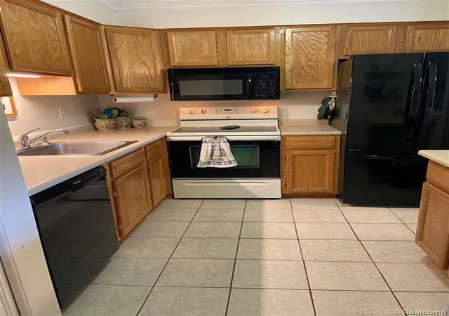 Photo 3 of Condo for sale at 7485 Woodview St #3, Westland, MI 48185 5923 | MLS# 61024900 | Listing updated on 2026-08-27