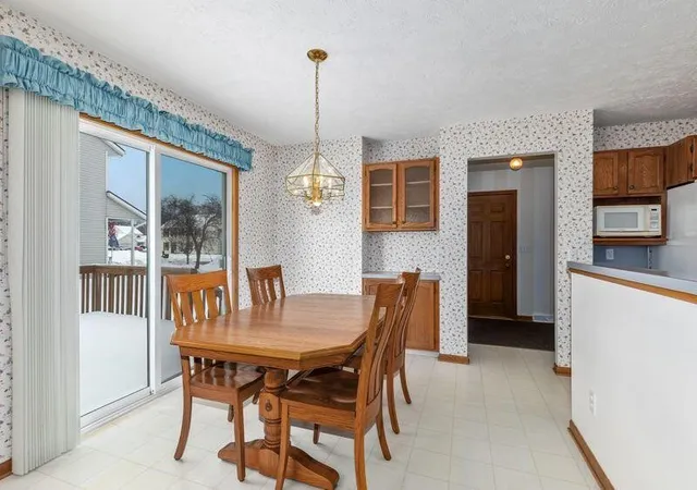 2nd image of 5075 Windybrook Dr, Wyoming, MI 49418 | MLS# 70508461