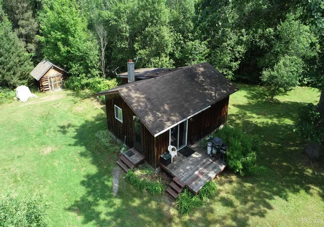 Photo 3 of Single family home for sale at 18890 M 35 Hwy, Rock, MI 49880 | MLS# 50218606 | Listing updated on 2026-09-18