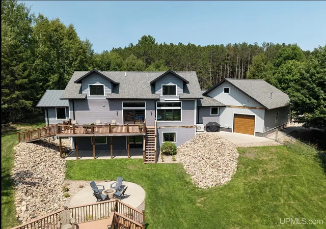 Photo 2 of Single family home for sale at 122 Norway Trl, Marquette, MI 49855 | MLS# 50216641 | Listing updated on 2026-08-27