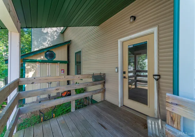 Photo 5 of House for sale at 908 N 3rd Street, Marquette, MI 49855 | MLS# 50200434 | Listing updated on 2026-08-14