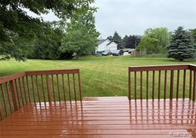 Homes for sale in Flushing, MI | 488 Windy Blf, Flushing, MI 48433 | MLS# 61008898