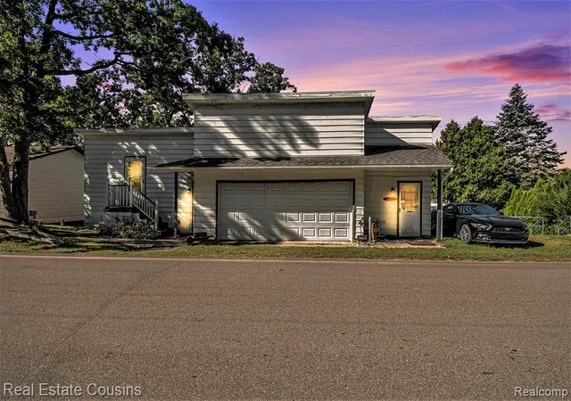 2nd image of 1734 Forest Rd, Harrison, MI 48625 | MLS# 60930616