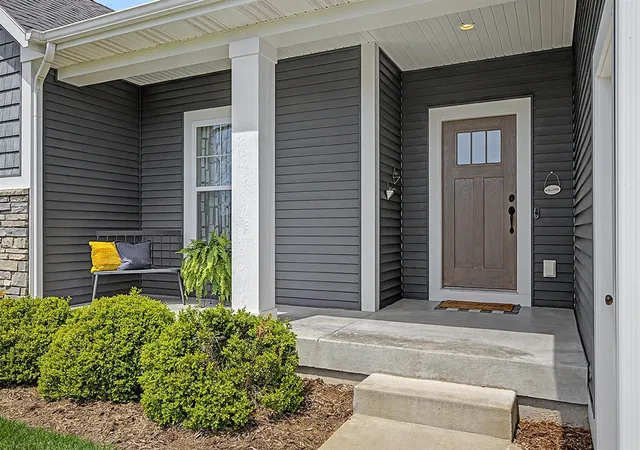 4th image of 5587 Stanton Woods Dr, Hudsonville, MI 49426 | MLS# 70529638